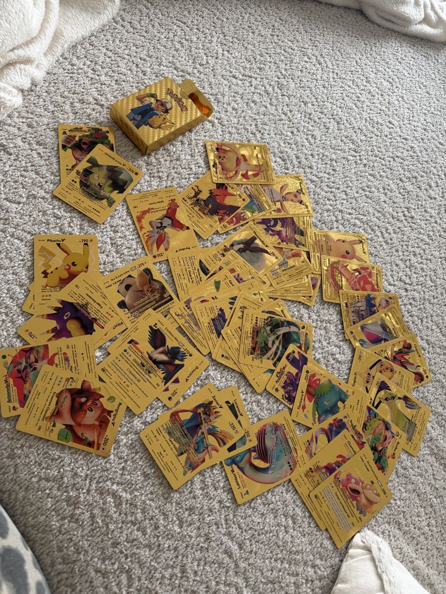 Karten: Cartes pokémon dorées – Neu (gemäss Beschreibung) aus Versoix von wen_75xm 1