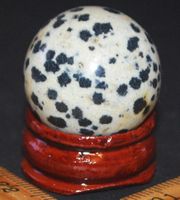 Deko - Heilstein – A-1203 Dalmatiner Jaspis Kugel 25mm mit S
