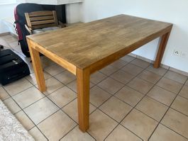 Holztisch