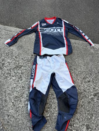 Motocross Hose und Jersey Scott 350 Series