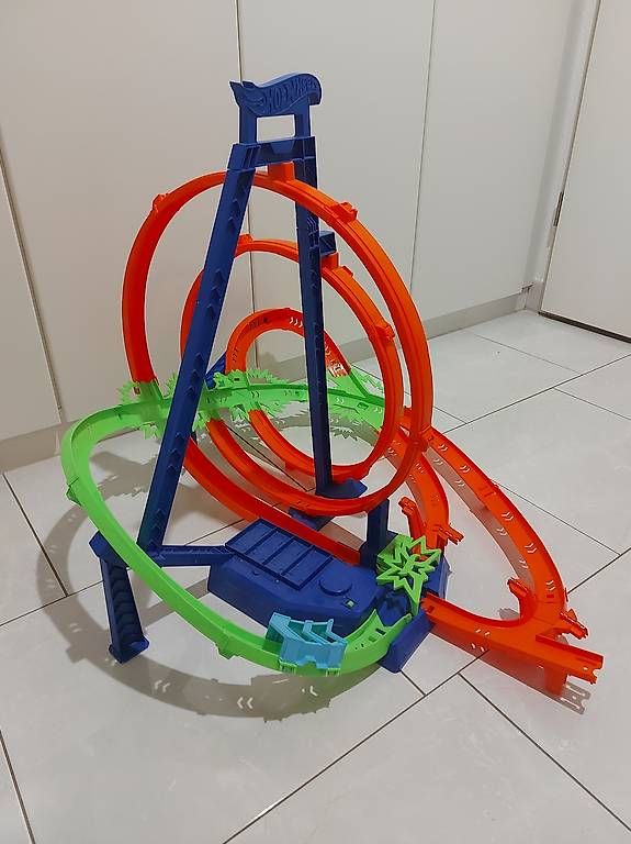Jouets: Hot Wheels Action Crash-Rennen – D'occasion à Zürich par val_ybd5
