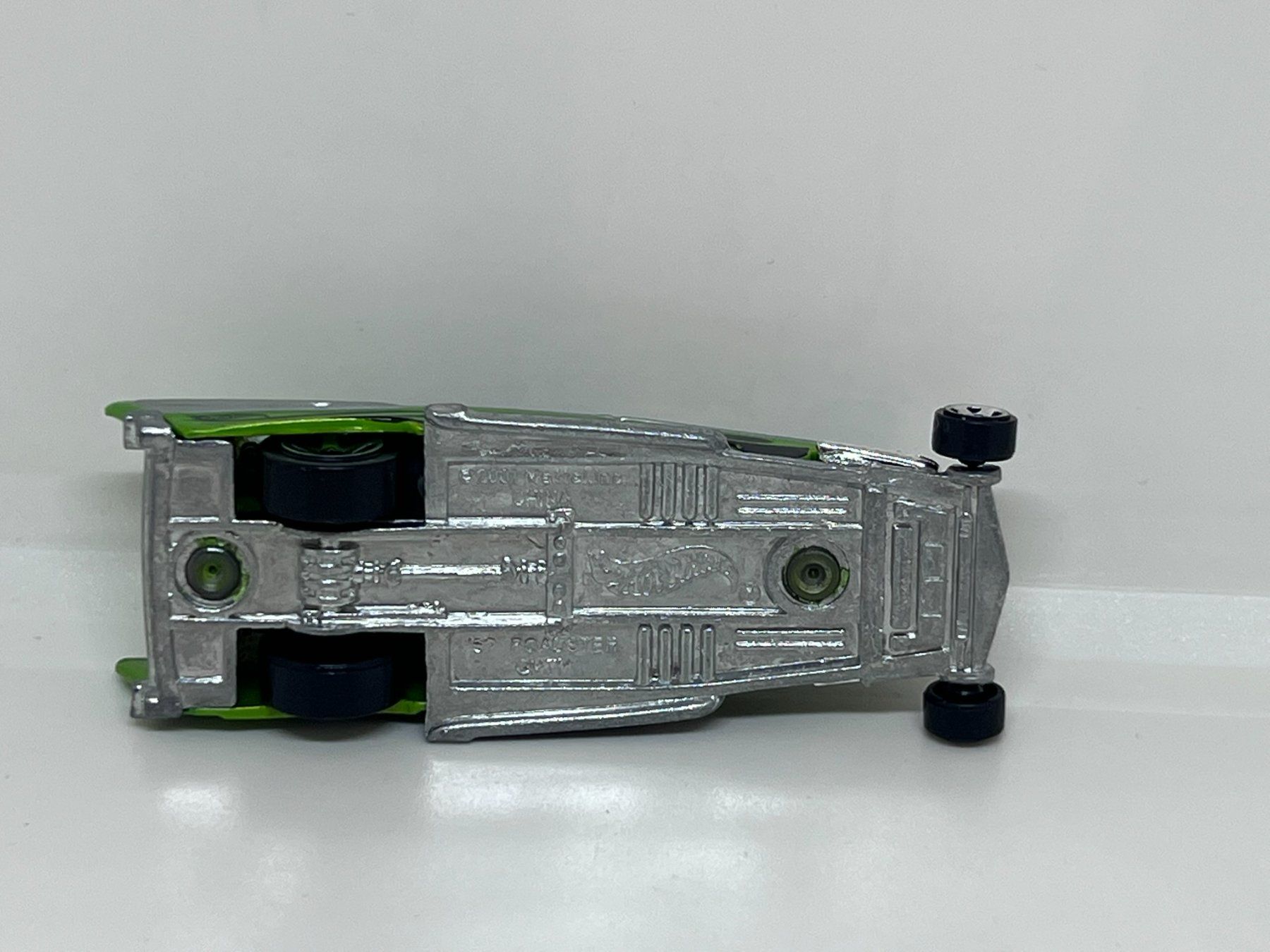 Hot Wheels Modellini d'auto: Hot Wheels '57 Roadster #12 – Usato da Wildegg venduto da LaaBoutique 3