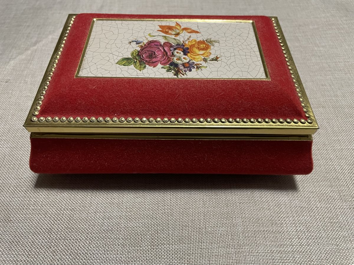 Tutte le decorazioni: Alte Blechdose vintage shabby – Usato da Oberentfelden venduto da vilibrand 1