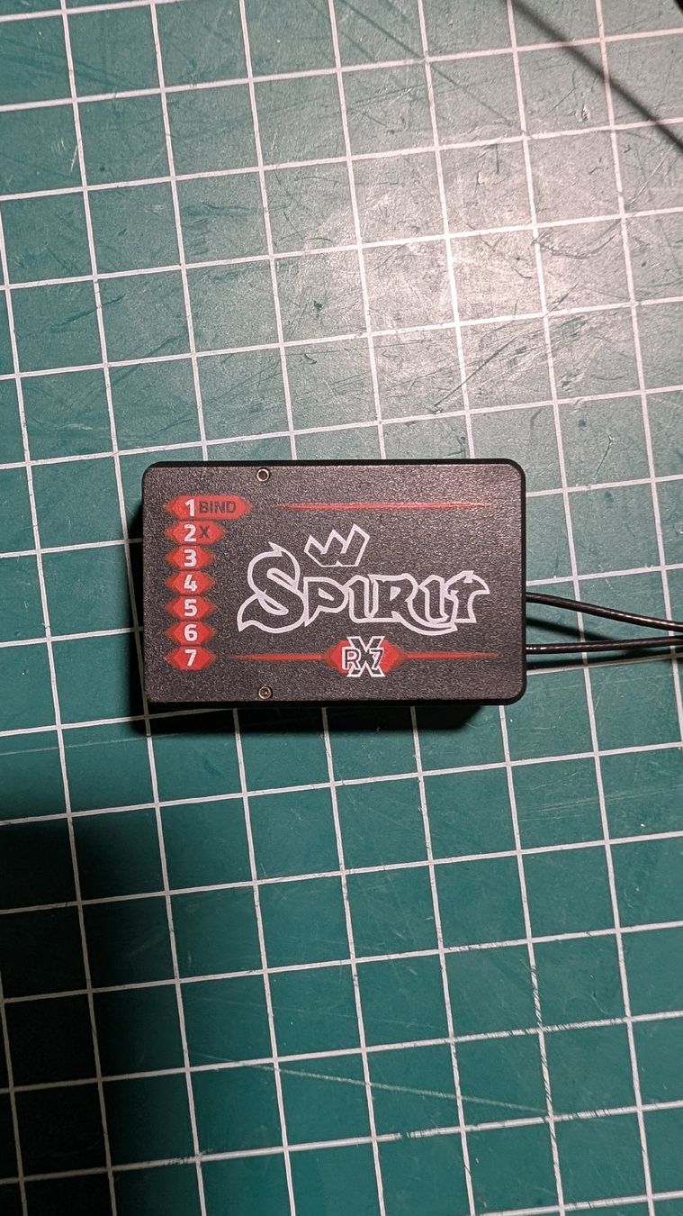 Fernsteuerungen: Spirit Wave RX7 – Gebraucht aus Langenthal von Modellflugzentrum