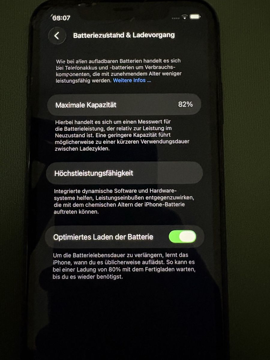 Apple Portables: iPhone 11 gebraucht  – D'occasion à Turbenthal par Winc 3