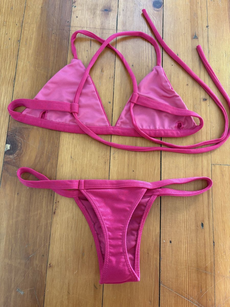 Badekleider & Bikinis: Bikini string brasilian – Gebraucht aus Sion von edelweissse 1