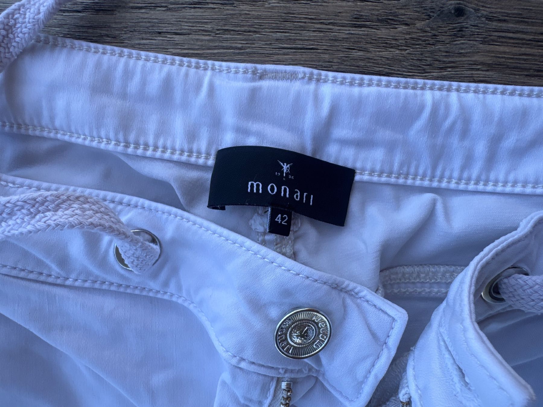 Monari Pantalons: Leichte Cargohosen von Monari, Gr. 42 – D'occasion à Wollerau par Rentom69 1