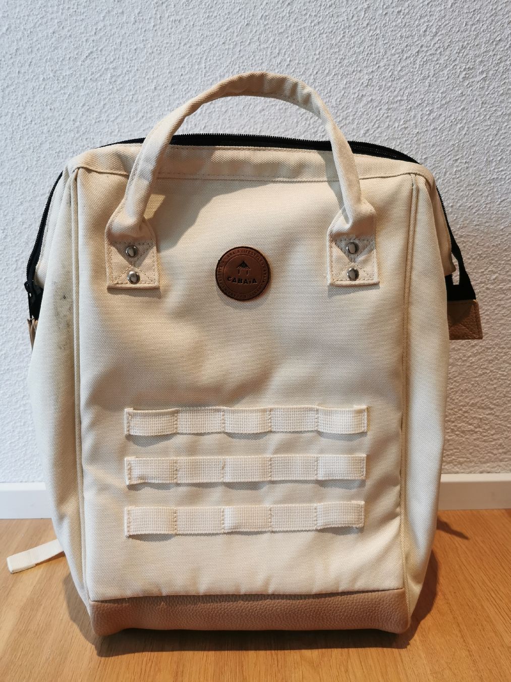 Zaini: Cabaia Rucksack Creme mit Reise-Muster, Gebraucht – Usato da Ibach venduto da wave99 9
