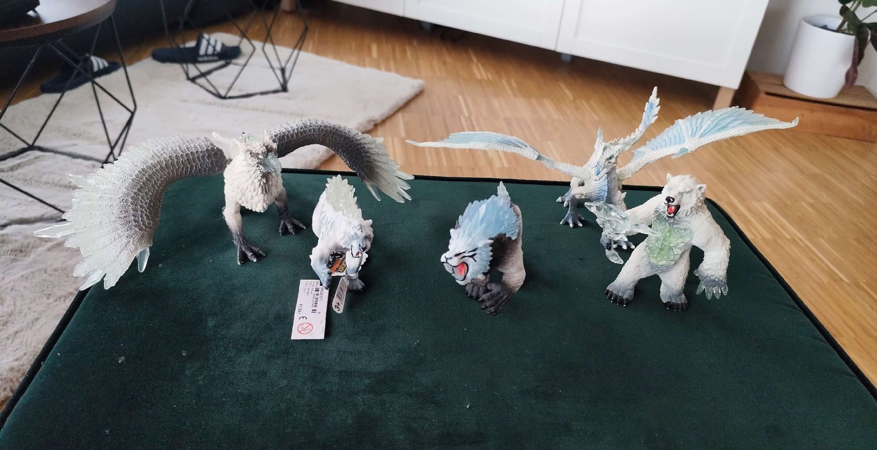Schleich Statuette: Schleich Eldrador Eiswesen Set 5-teilig  – Usato da Kreuzlingen venduto da hat_znj9