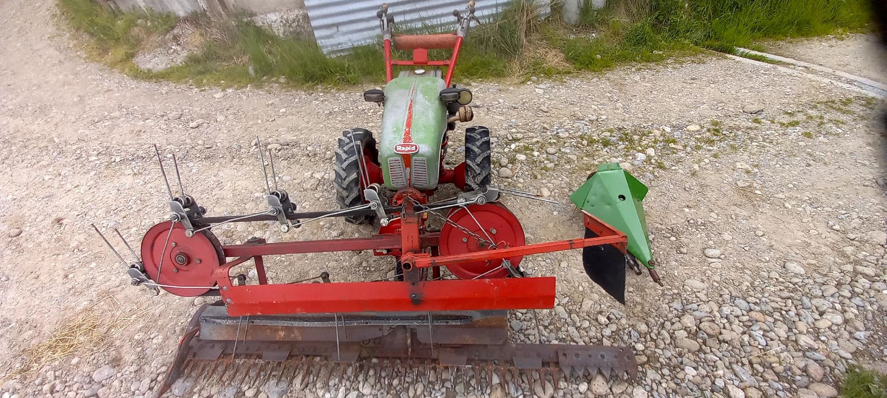 Rapid Alle Maschinen: Motormäher Rapid 505 mit Bandeingraser – Gebraucht aus Eggiwil von FarmallM