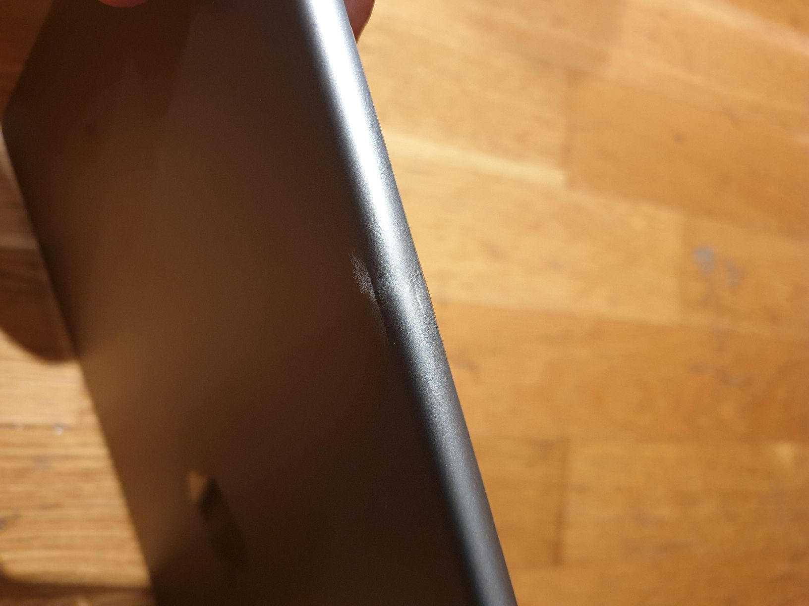 Apple Tablet PC: iPad pro 12.9 zoll 1. Generation A1584 gesperrt – Defekt aus Ittigen von Ziok187 7