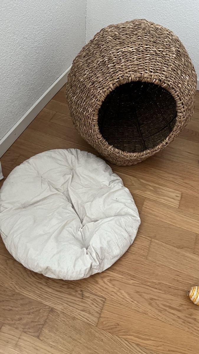 Niches, paniers: Katzenbett/katzenhöhle – D'occasion à Arbon par Merve.Cicek 2
