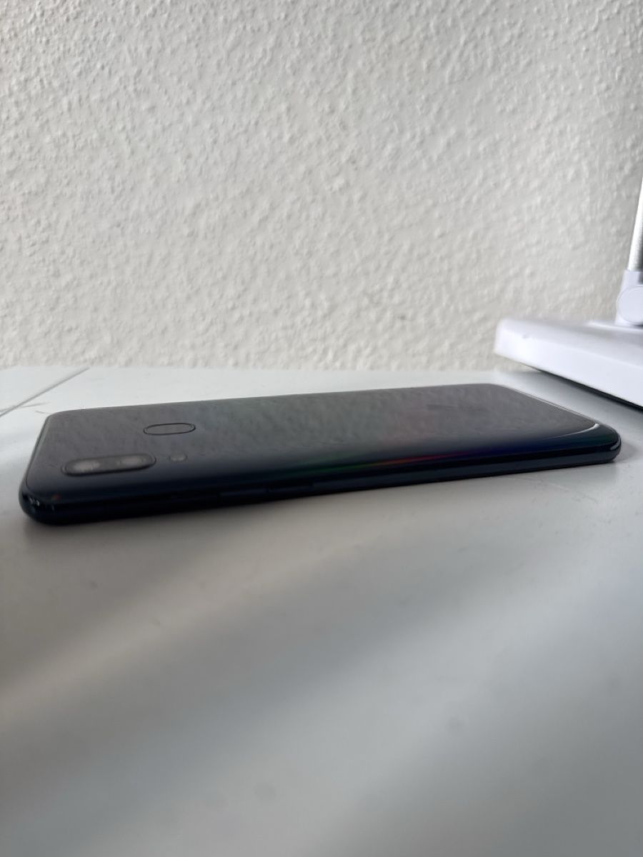 Samsung Portables: Smartphone Samsung a40 – D'occasion à Nyon par piv_5qhc 4