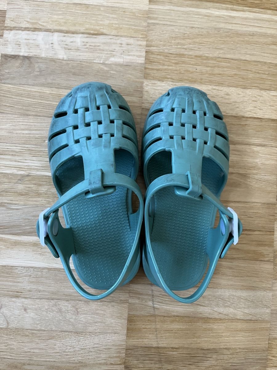 Chaussures garçon: Badesandale Plastik tiny cotton 23 – D'occasion à Zürich par cha_s85j