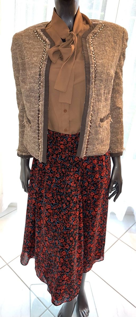 DKNY Jacken: DKNY BLAZER GR. 2 (S) neuwertig – Neu (gemäss Beschreibung) aus Unteraegeri von MH203 3