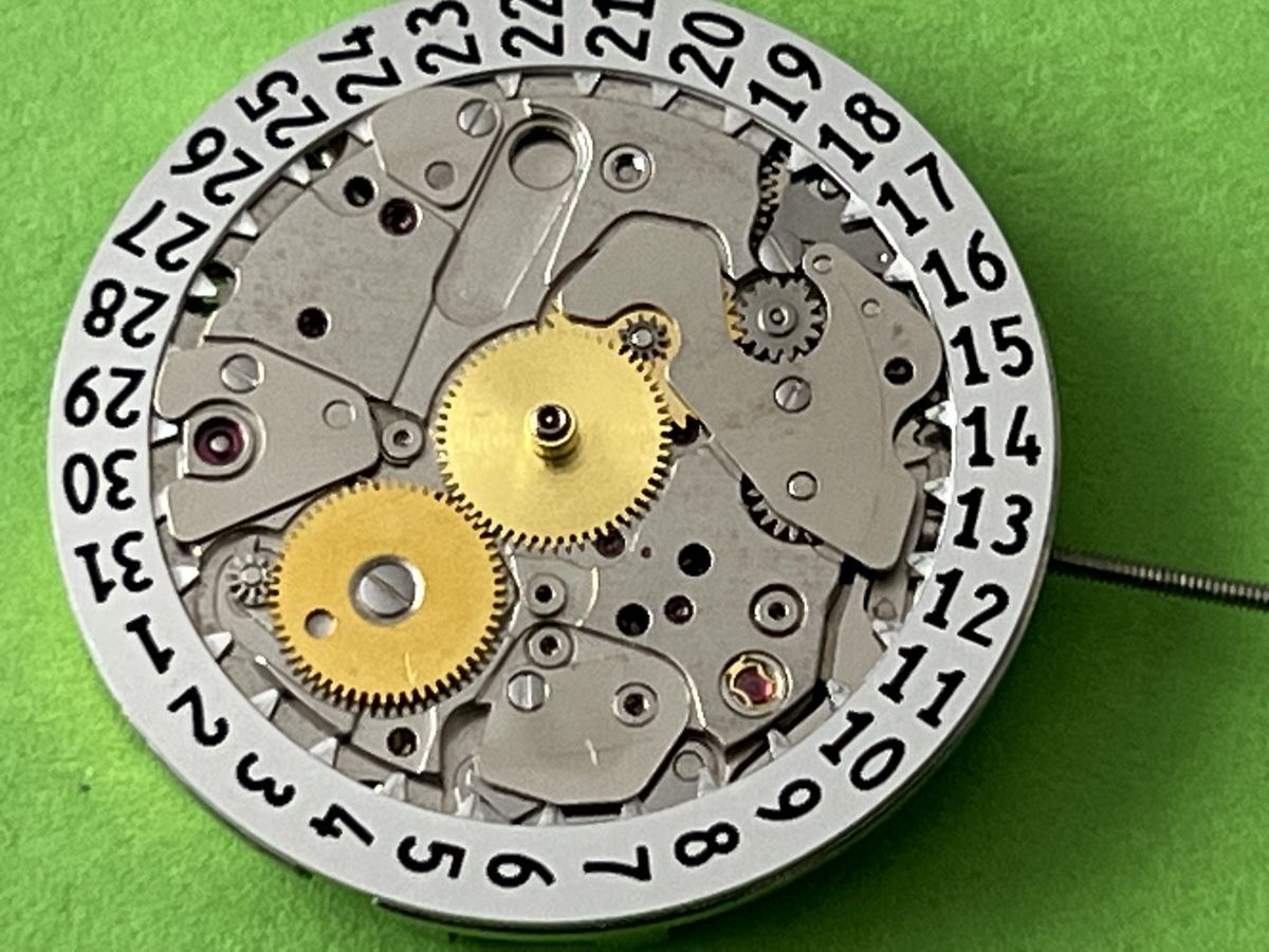 Universal Genève Orologi: UNIVERSAL GENEVE CAL.72 – Nuovo (secondo la descrizione) da Bassecourt venduto da 59.00chf 3