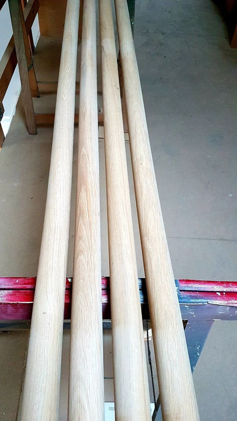 Articoli in legno: 4 Stk. Handlauf Rundstab Eiche D: 45 mm Los 207 – Nuovo (secondo la descrizione) da Sulgen venduto da Wag0815 2