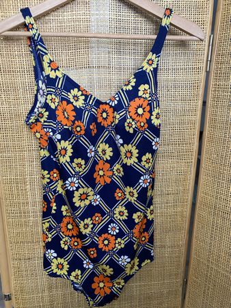 Retro Badeanzug mit Blumenmuster - Gr. M - Top Zustand!