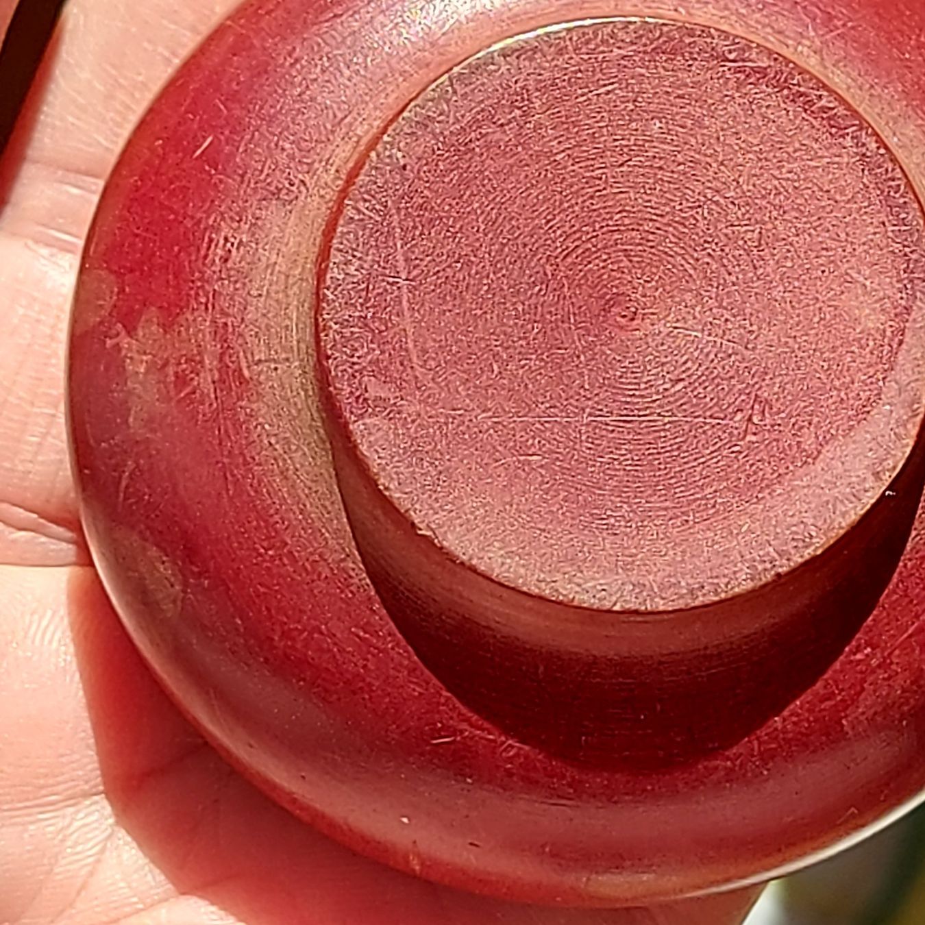 Dosen: Antike rote Holz Schmuckdose mit Ornamenten – Gebraucht aus Schlieren von Svenja7 9