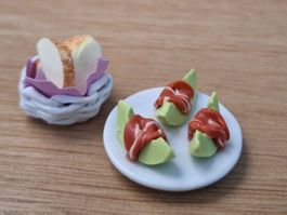 Handmade Melonen mit Rohschinken und Brotkörbli