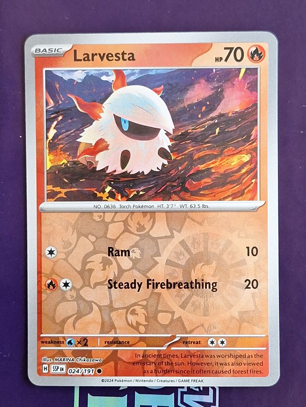 Pokémon Carte collezionabili: Larvesta - Reverse Holo - Pokemon Surging Sparks – Usato da Altstätten SG venduto da GGsGameshop