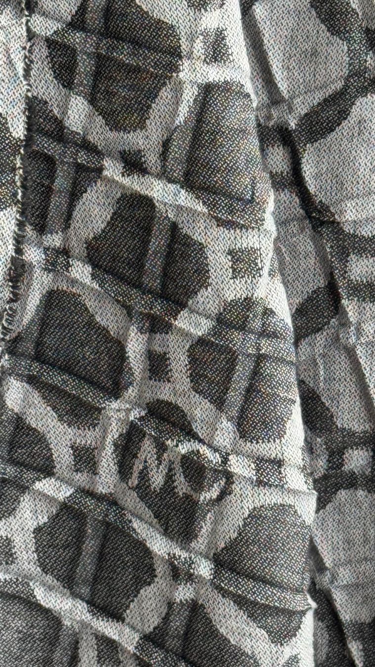 Marc Cain Foulards & écharpes: Schal – Neuf (Voir description) à Mörschwil par Mirka019 4