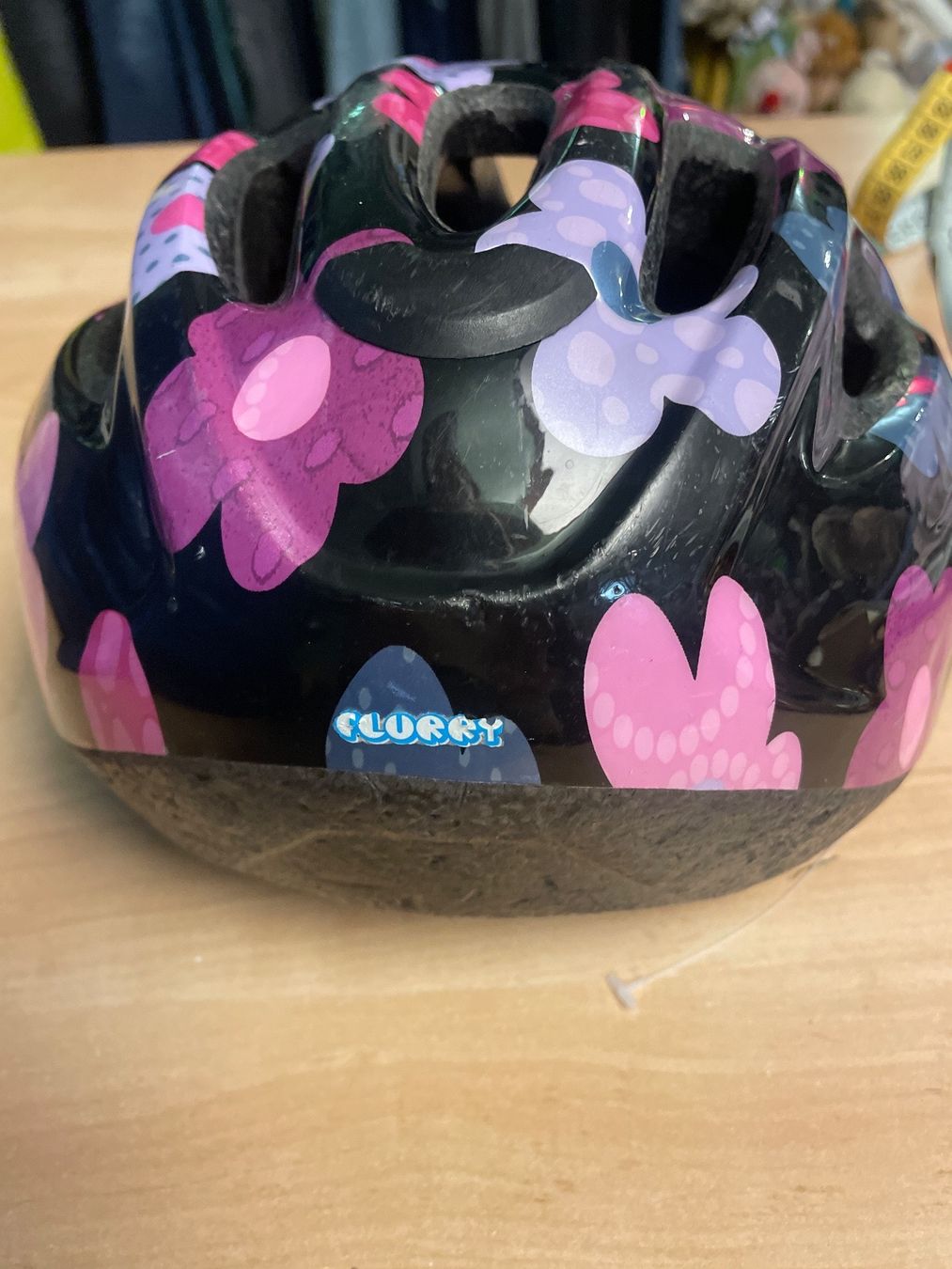 Giro Caschi: GIRO Mädchen Vohelm Gr.52-54 – Usato da Obergerlafingen venduto da cabo4 2