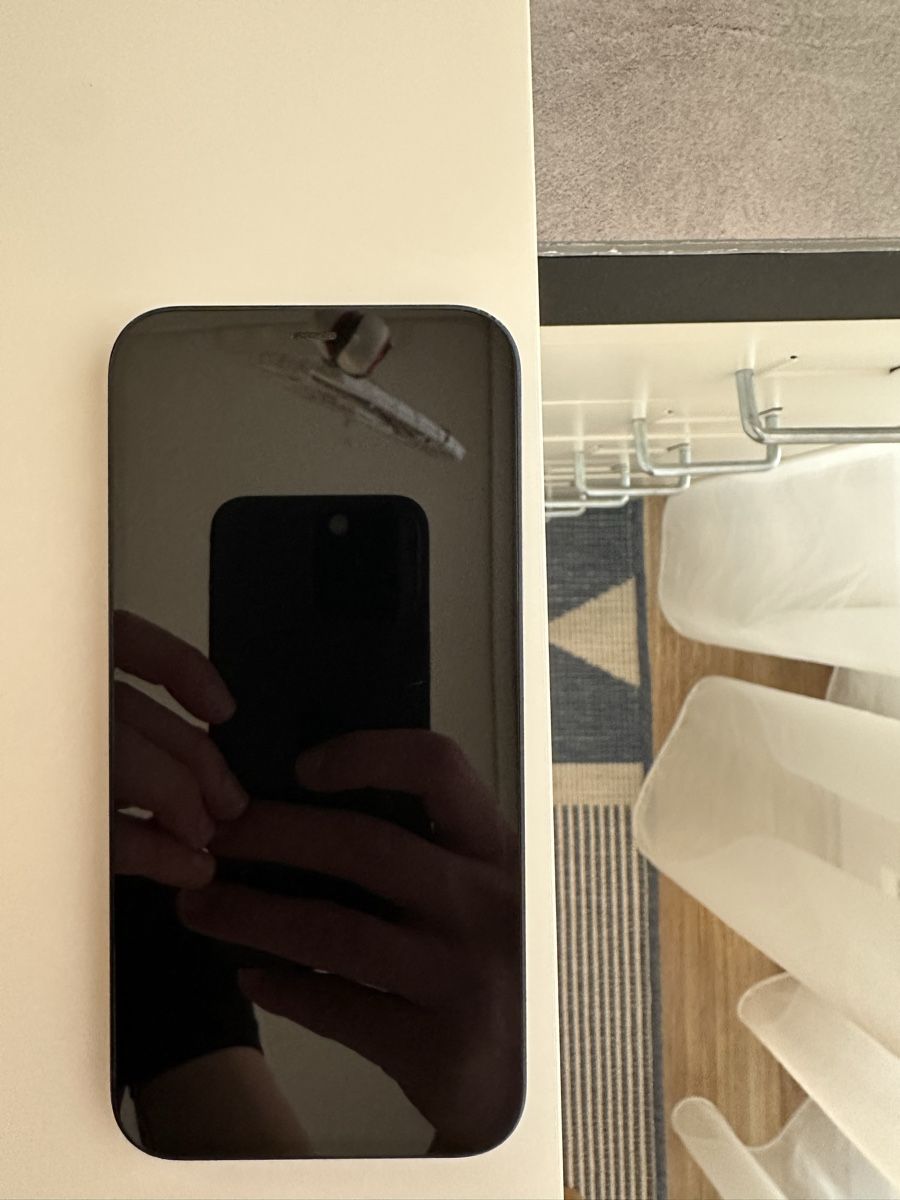 Apple Telefoni cellulari / Smartphones: iPhone 12, 128GB, Dunkelblau – Usato da Zürich venduto da Ale-061106