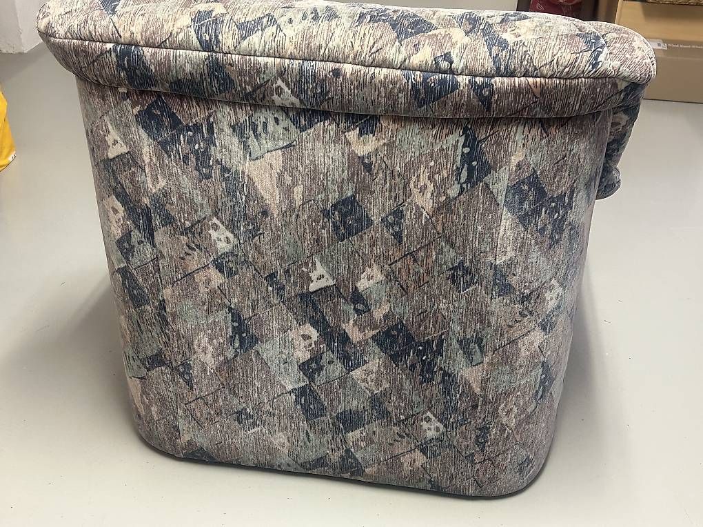 Sessel: Fauteuil tissu – Gebraucht aus Arbaz von dbo_6zhz 1