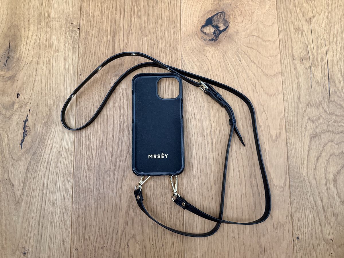 Mrséy Cover & Protezioni schermo: MRSEY iPhone 15 Handyhülle mit Band – Usato da Inwil venduto da adriana231 1