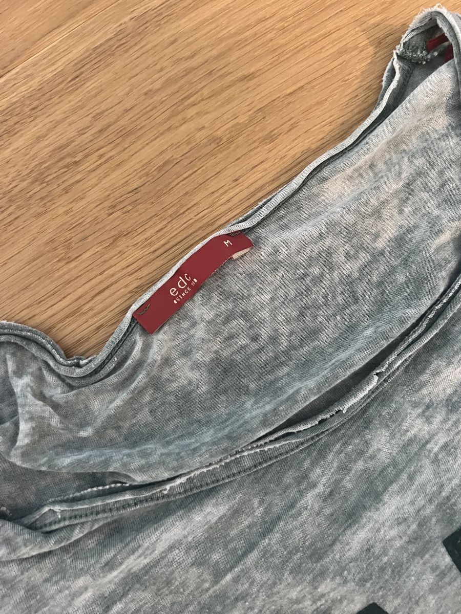 S.Oliver Kleiderpakete: QS by S.Oliver & Esprit Shirt/ Pulli Grösse M dezente farbe – Gebraucht aus Herzogenbuchsee von jenny.24.01 1