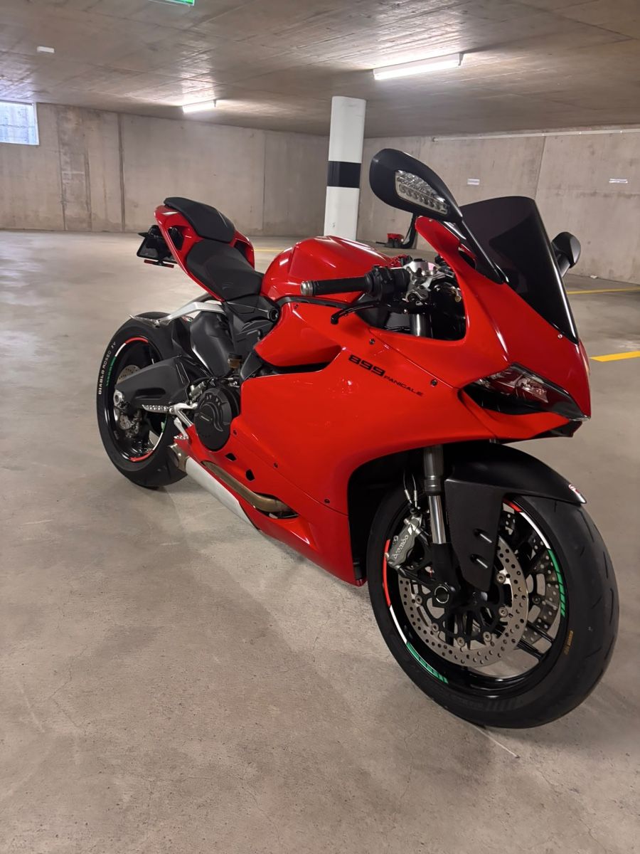 Ducati Route: Ducati panigale 899 – D'occasion à Hochdorf par PerezSolar