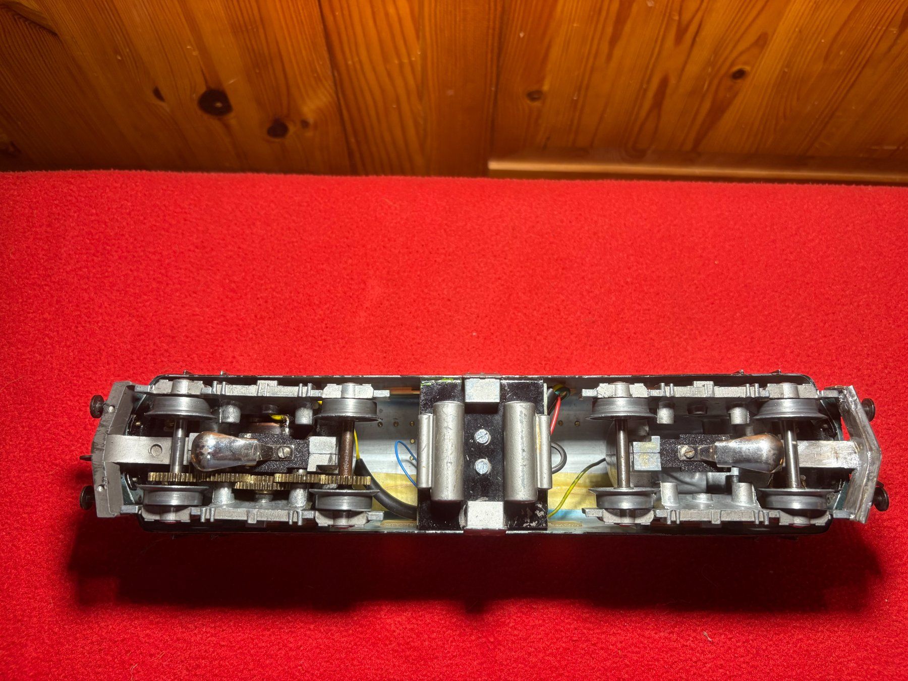 Hag Modellini di ferrovie: HAG Re 4/4 Pendelzugversion, einmotorig, 3-Leiter – Usato da Hombrechtikon venduto da mch_8tkf 4