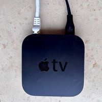 Apple TV (2. Gen.), inkl. Fernbedienung