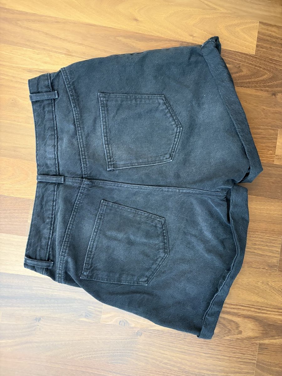Jeans: Hotpants schwarz – Neu (gemäss Beschreibung) aus Henau von martina_1998 4