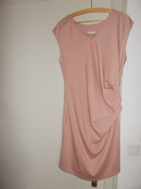 Vestiti: Rosa Kleid von Kaffe Gr.XL – Nuovo (secondo la descrizione) da Chexbres venduto da indi03