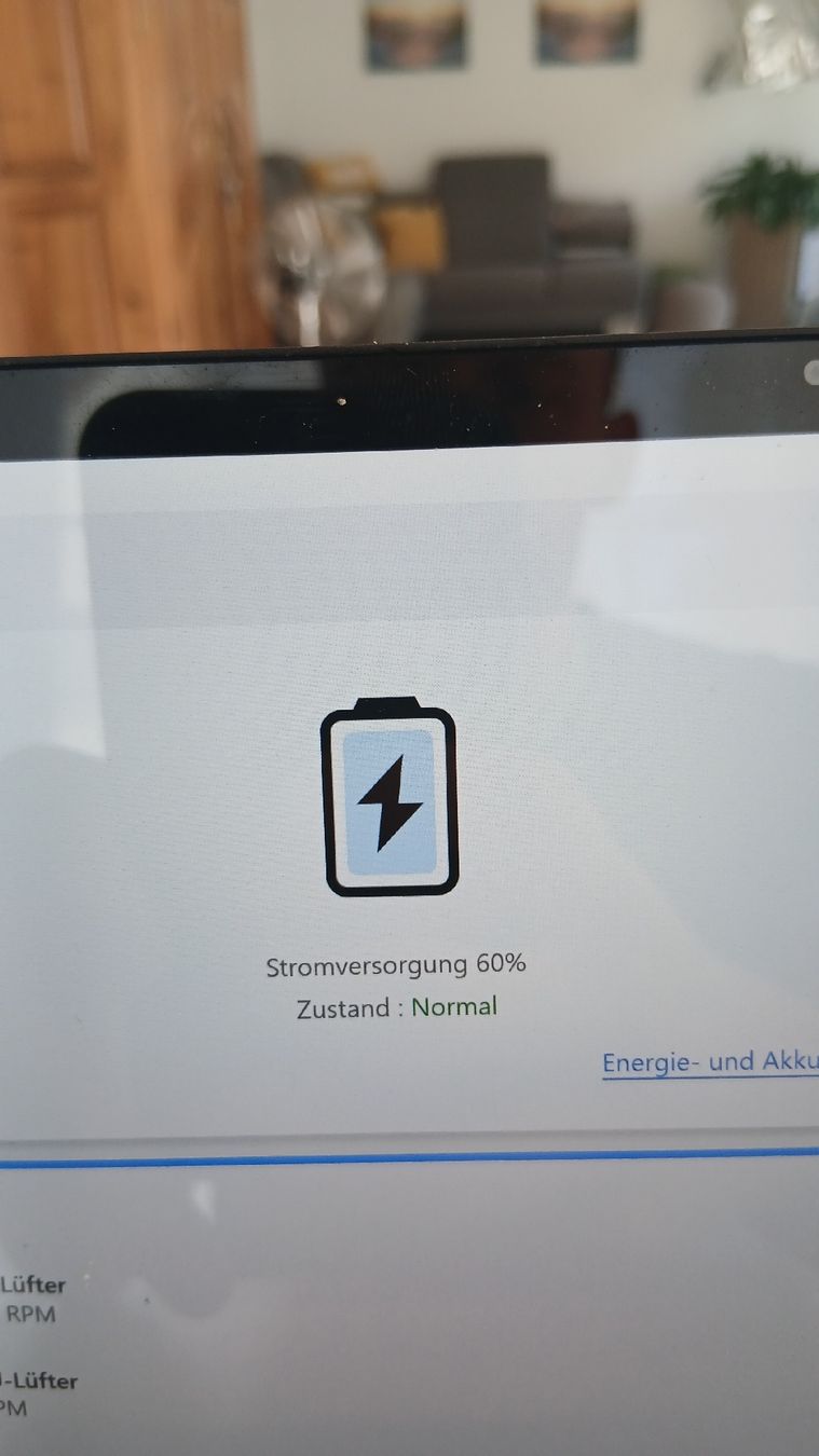 Asus Notebook: Asus ZenBook Flip15 – Usato da Dozwil venduto da RianSchenk 6