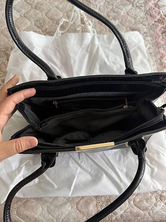 Borse da donna: Handtasche  – Usato da Kloten venduto da Privat2011 1