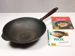 SKEPPSHULT Wok 30 cm, Gusseisen, Holzgriff, Made in Sweden