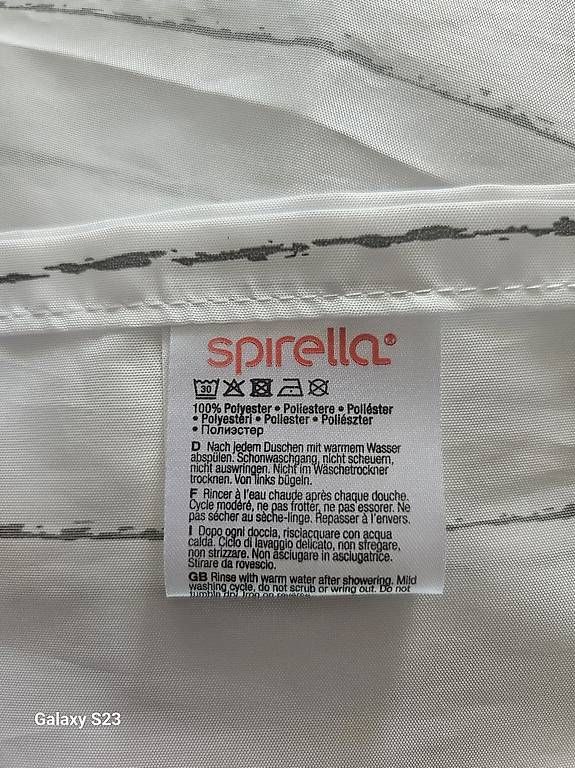 Tende: Spirella Duschvorhang Grau / Weiss – Usato da Wallisellen venduto da BeautyBee 2