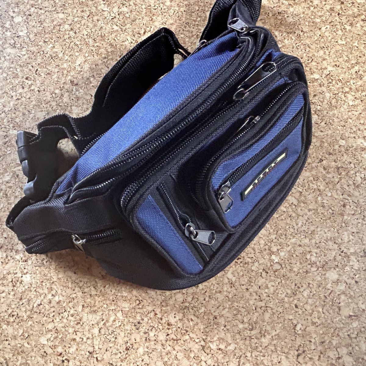 Borse: Bauchtasche neu – Nuovo e nell'imballaggio originale da Basel venduto da bellespirit 5