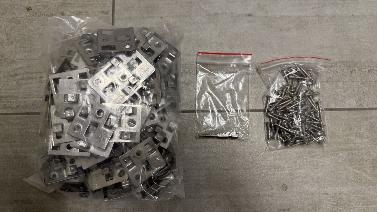 Ferramenta: Gunreben WPC Clips, 4 Packungen, Neu – Nuovo (secondo la descrizione) da Vilters venduto da smunksgaard 1