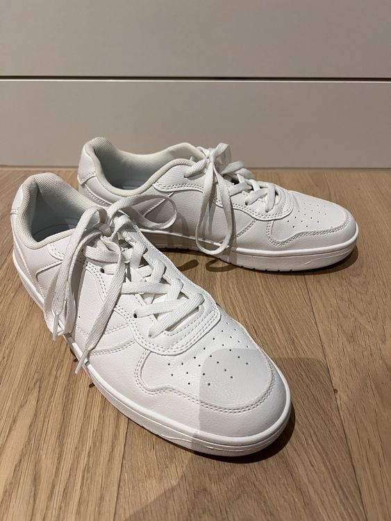 Chaussures femmes: Weisse Schuhe – D'occasion à Winterthur par Lare10 1