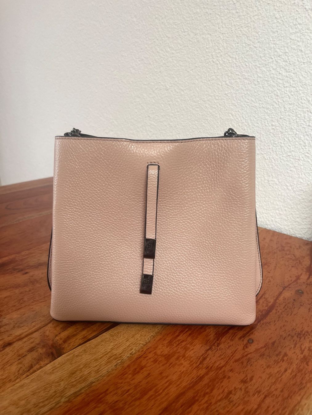 Taschen für Damen: Ledertasche mit Kette, beige, neuwertig – Gebraucht aus Luzern von paulinili 3