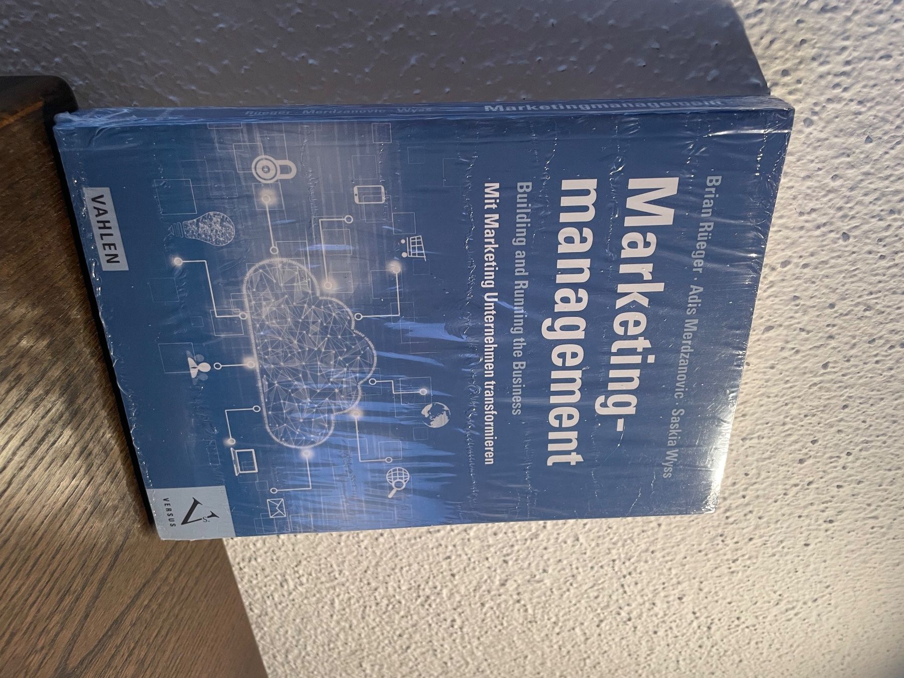 Libri: Marketing Management – Nuovo e nell'imballaggio originale da rutschwil venduto da luc_tl6z