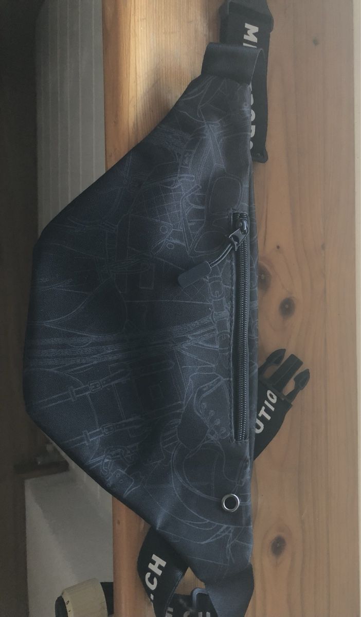 Taschen: Stylische Bauchtasche "Metro Boutique" – Neu und originalverpackt aus Eglisau von Vidal_sosun 1