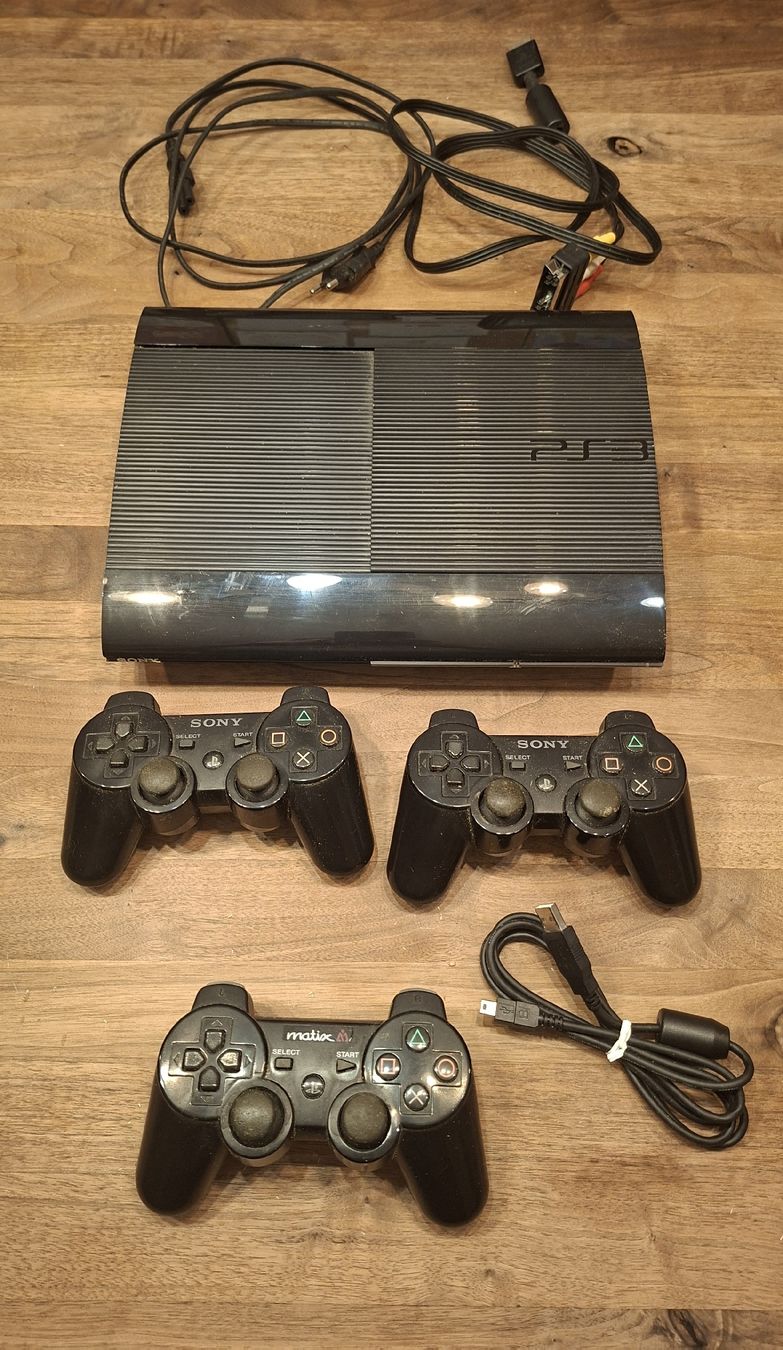 Sony Console: PS3 Konsole – Usato da Huttwil venduto da Hanzo31
