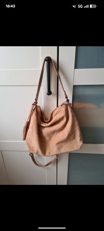 Umhängetasche Wildlederoptik beige Schultertasche weich 