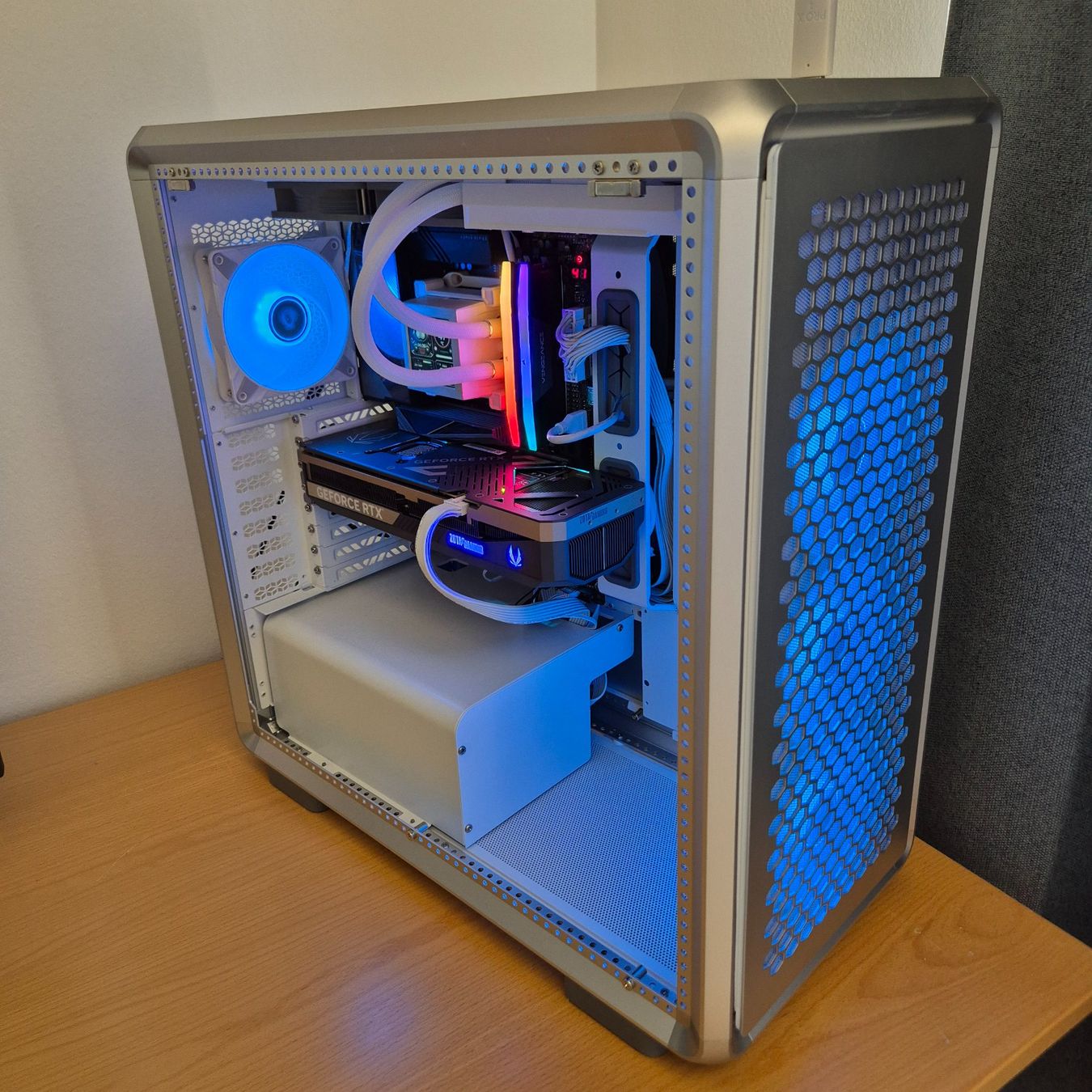 Amd PC: Gaming PC  4K Gaming der Extraklasse  RTX 5080 – Usato da Binningen venduto da Flightmarshal 3