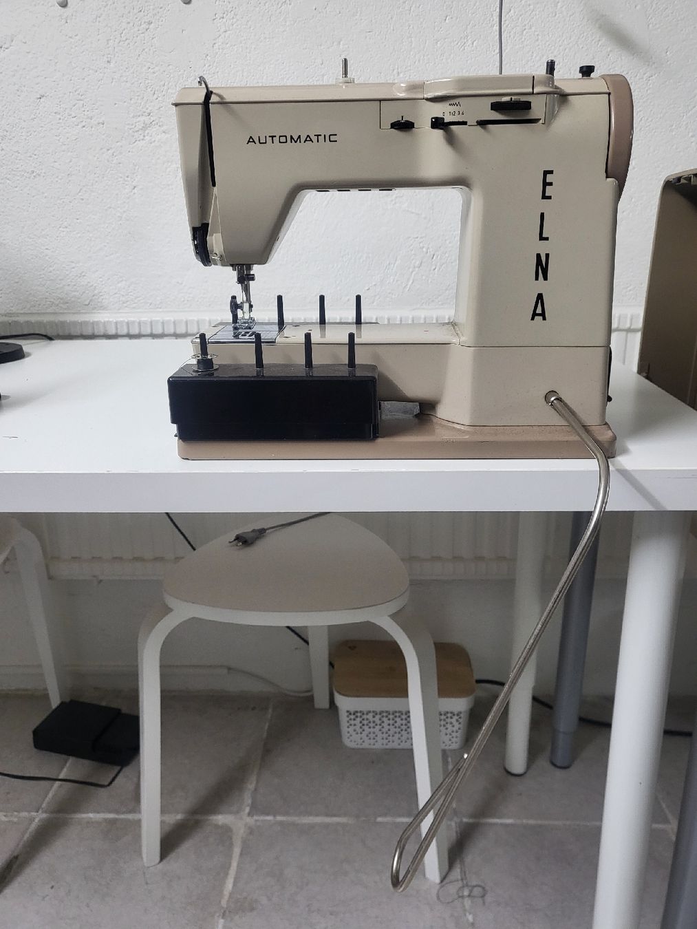 Elna Machines à coudre: machine à coudre elna automatic – D'occasion à Lausanne par skede